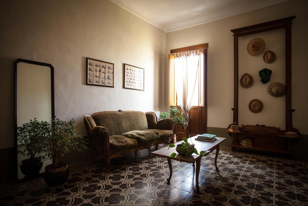 Piazza San Pantaleo Panzió Sorso Kültér fotó